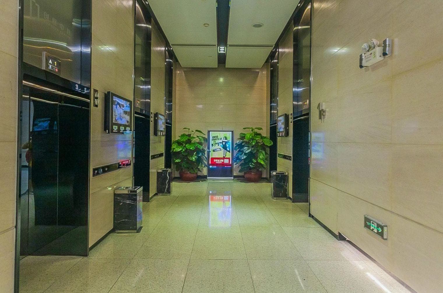 电梯厅